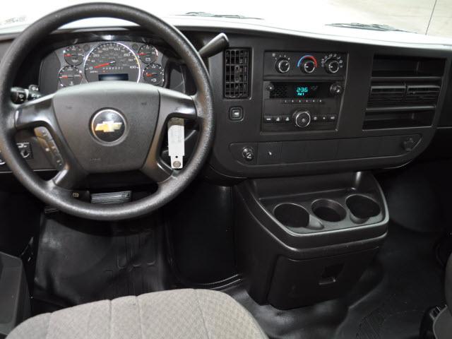 Chevrolet Express 2009 photo 3