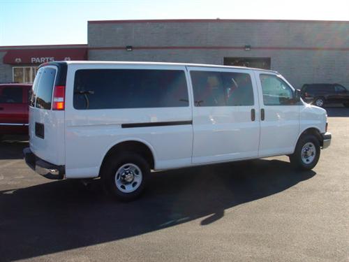 Chevrolet Express 2009 photo 3