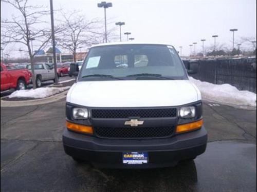 Chevrolet Express 2009 photo 1