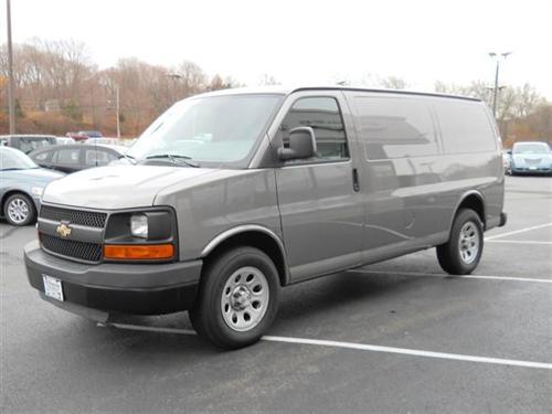 Chevrolet Express 2009 photo 2