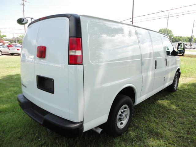 Chevrolet Express 2009 photo 1