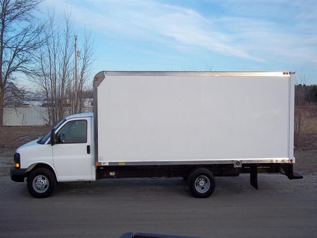 Chevrolet Express 2009 photo 1