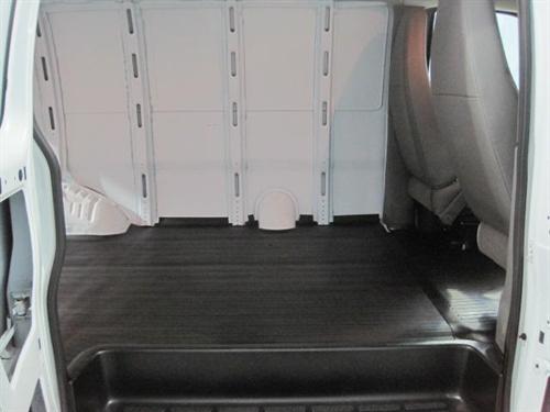 Chevrolet Express 2010 photo 3