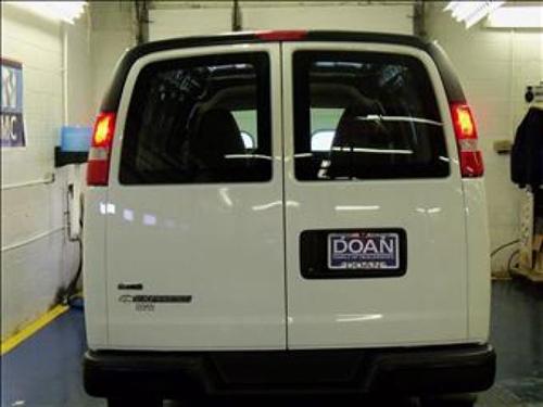 Chevrolet Express 2010 photo 4