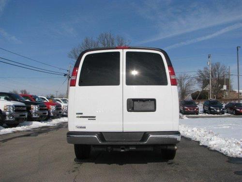 Chevrolet Express 2010 photo 5