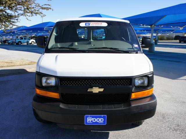 Chevrolet Express 2010 photo 1