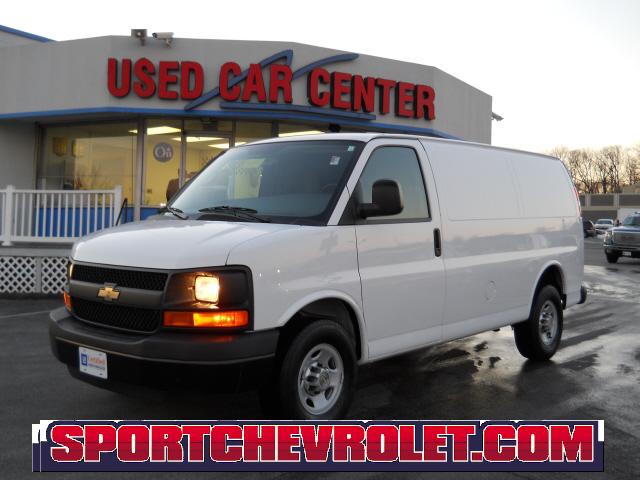Chevrolet Express 2010 photo 1