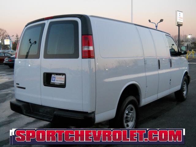 Chevrolet Express Overland 4X4 Passenger Van