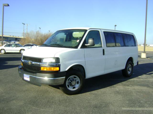 Chevrolet Express 2010 photo 4