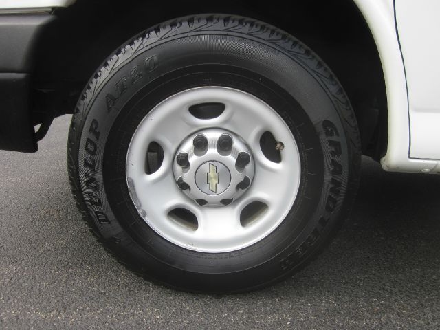 Chevrolet Express Coupe 4D Passenger Van