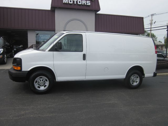 Chevrolet Express 2010 photo 4