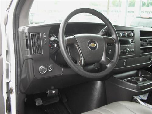 Chevrolet Express 2010 photo 4