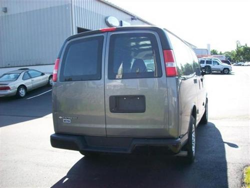 Chevrolet Express 2010 photo 4