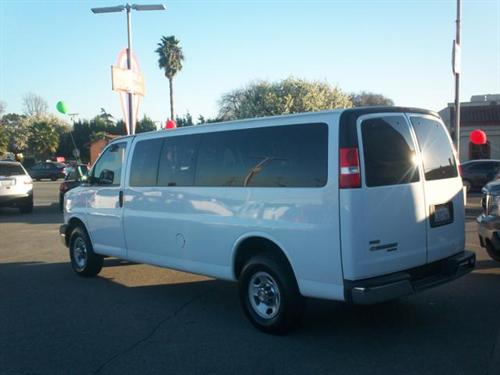 Chevrolet Express 2010 photo 4