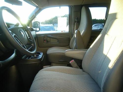 Chevrolet Express 2010 photo 5