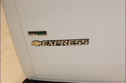 Chevrolet Express 2010 photo 4