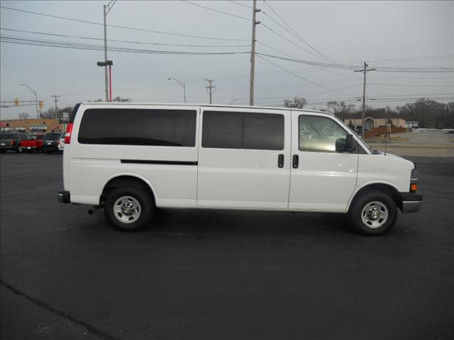 Chevrolet Express 2010 photo 5