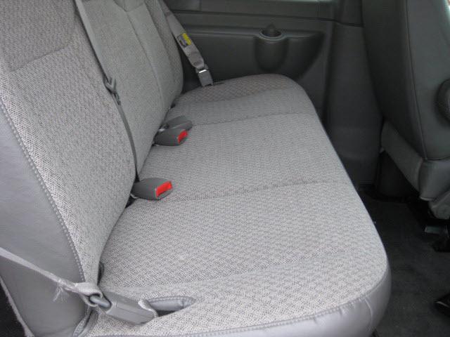 Chevrolet Express 2010 photo 4