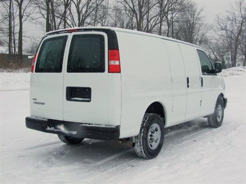 Chevrolet Express 2010 photo 1