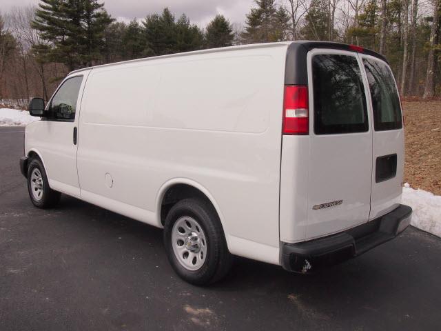 Chevrolet Express 2010 photo 6