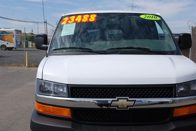 Chevrolet Express 2010 photo 5