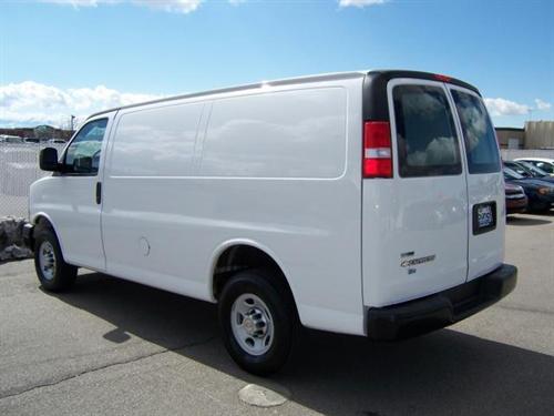 Chevrolet Express 2010 photo 2