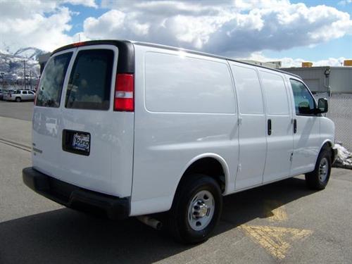 Chevrolet Express 2010 photo 4