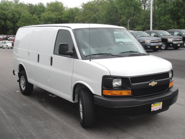 Chevrolet Express 2010 photo 4