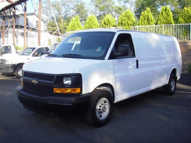 Chevrolet Express 2010 photo 4