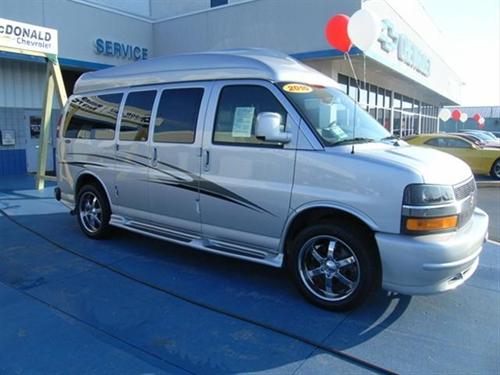 Chevrolet Express 2010 photo 3