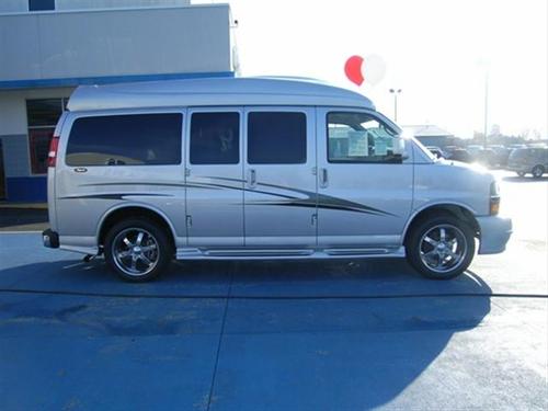 Chevrolet Express 2010 photo 4