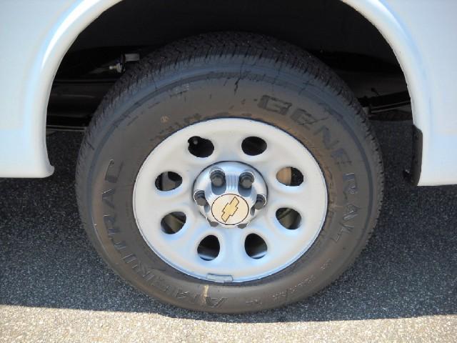Chevrolet Express 2010 photo 5