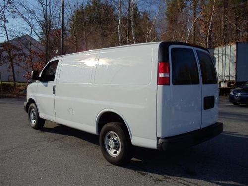 Chevrolet Express 2010 photo 3