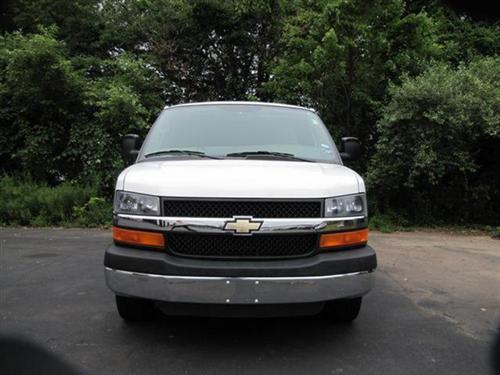 Chevrolet Express 2010 photo 1