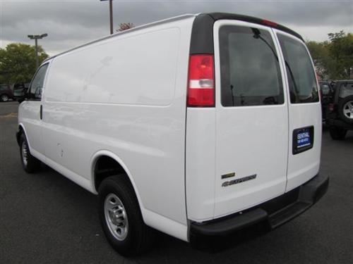 Chevrolet Express 2010 photo 3