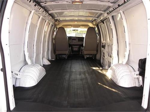 Chevrolet Express 2010 photo 4