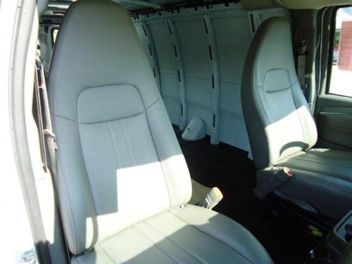 Chevrolet Express 2010 photo 5