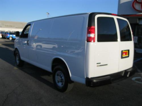 Chevrolet Express 2010 photo 1