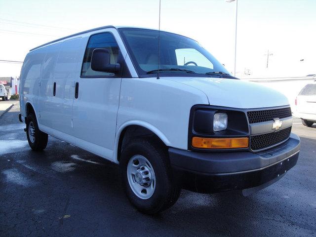 Chevrolet Express 2010 photo 4