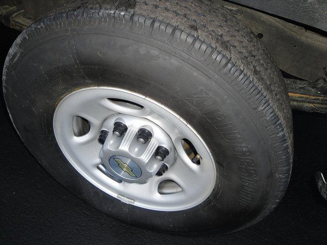 Chevrolet Express 4WD 4-door Tech/entertainment Pkg Passenger Van