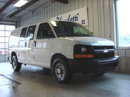 Chevrolet Express SE - Convertible Sharp Other