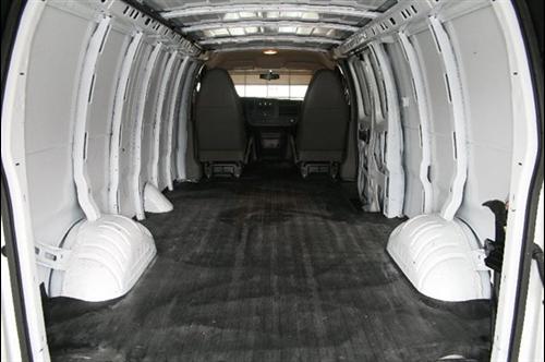 Chevrolet Express 2010 photo 3