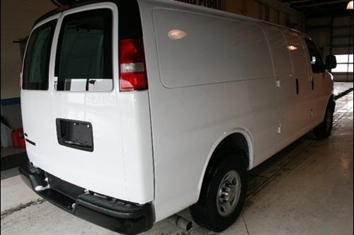 Chevrolet Express 2010 photo 4