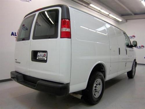 Chevrolet Express 2010 photo 1