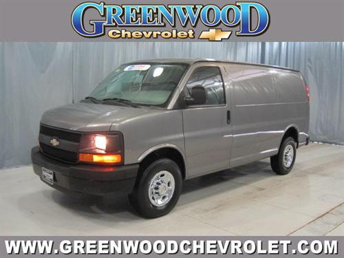 Chevrolet Express 2010 photo 2