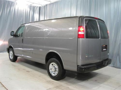 Chevrolet Express 2010 photo 1