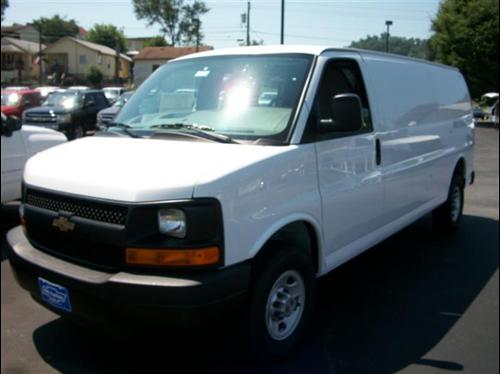 Chevrolet Express 2010 photo 1