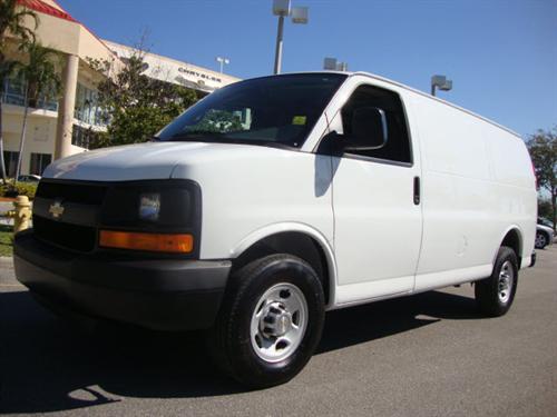 Chevrolet Express 2010 photo 1