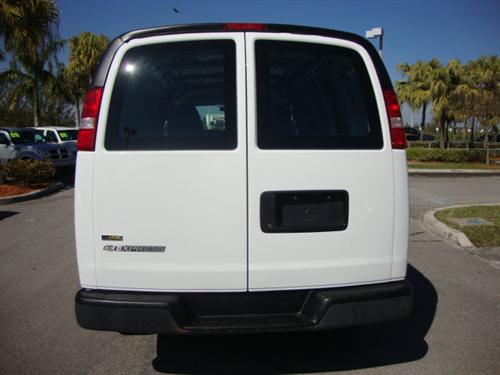 Chevrolet Express 2010 photo 4