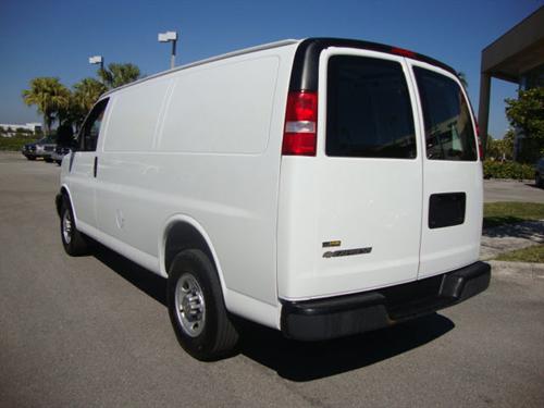 Chevrolet Express 2010 photo 5
